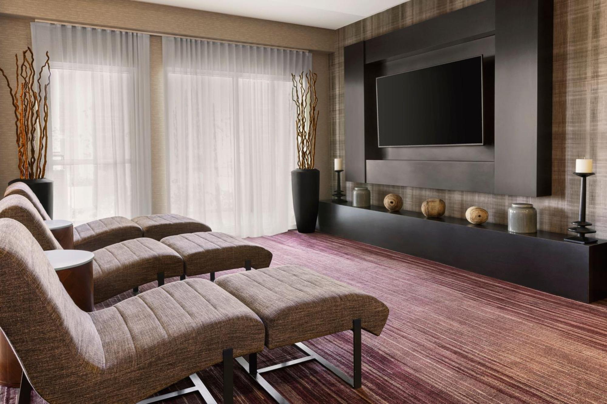 คอร์ตยาร์ด เวนจูรา ซิมีวัลเล่ย์ Hotel ซิมิวัลเลย์ ภายนอก รูปภาพ