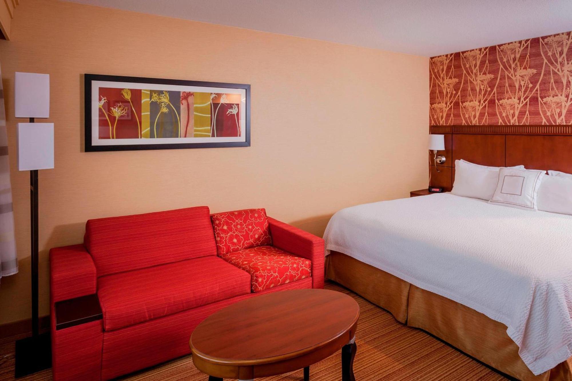 คอร์ตยาร์ด เวนจูรา ซิมีวัลเล่ย์ Hotel ซิมิวัลเลย์ ภายนอก รูปภาพ