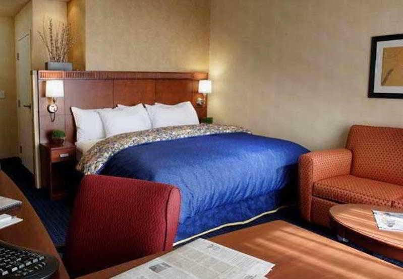 คอร์ตยาร์ด เวนจูรา ซิมีวัลเล่ย์ Hotel ซิมิวัลเลย์ ภายนอก รูปภาพ